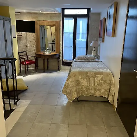 Et La Parenthese 3* Uzès